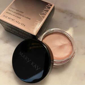 Mary Kay Crème Eye Color Pale Blush